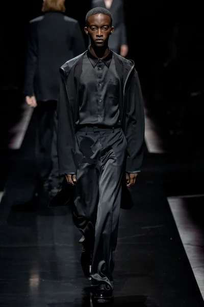 Look 8